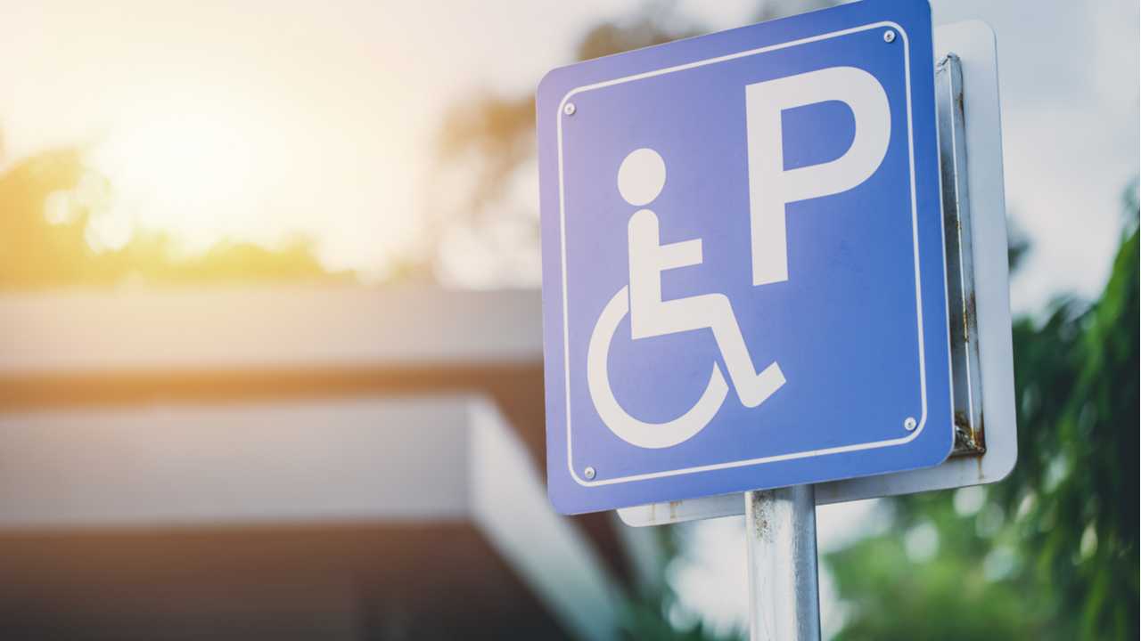 Behindertenparkplatz